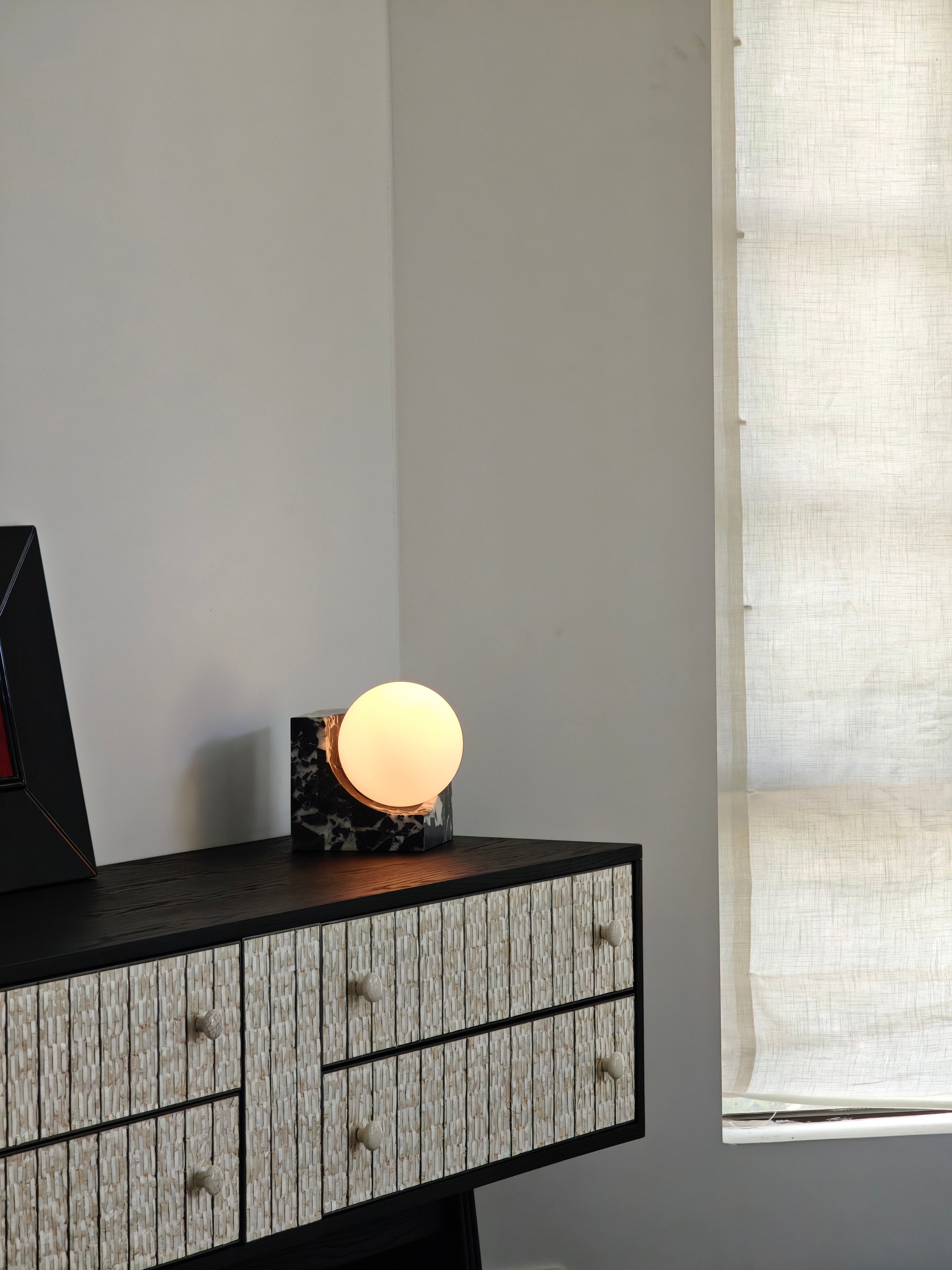 FULLMOON TABLE LAMP 160