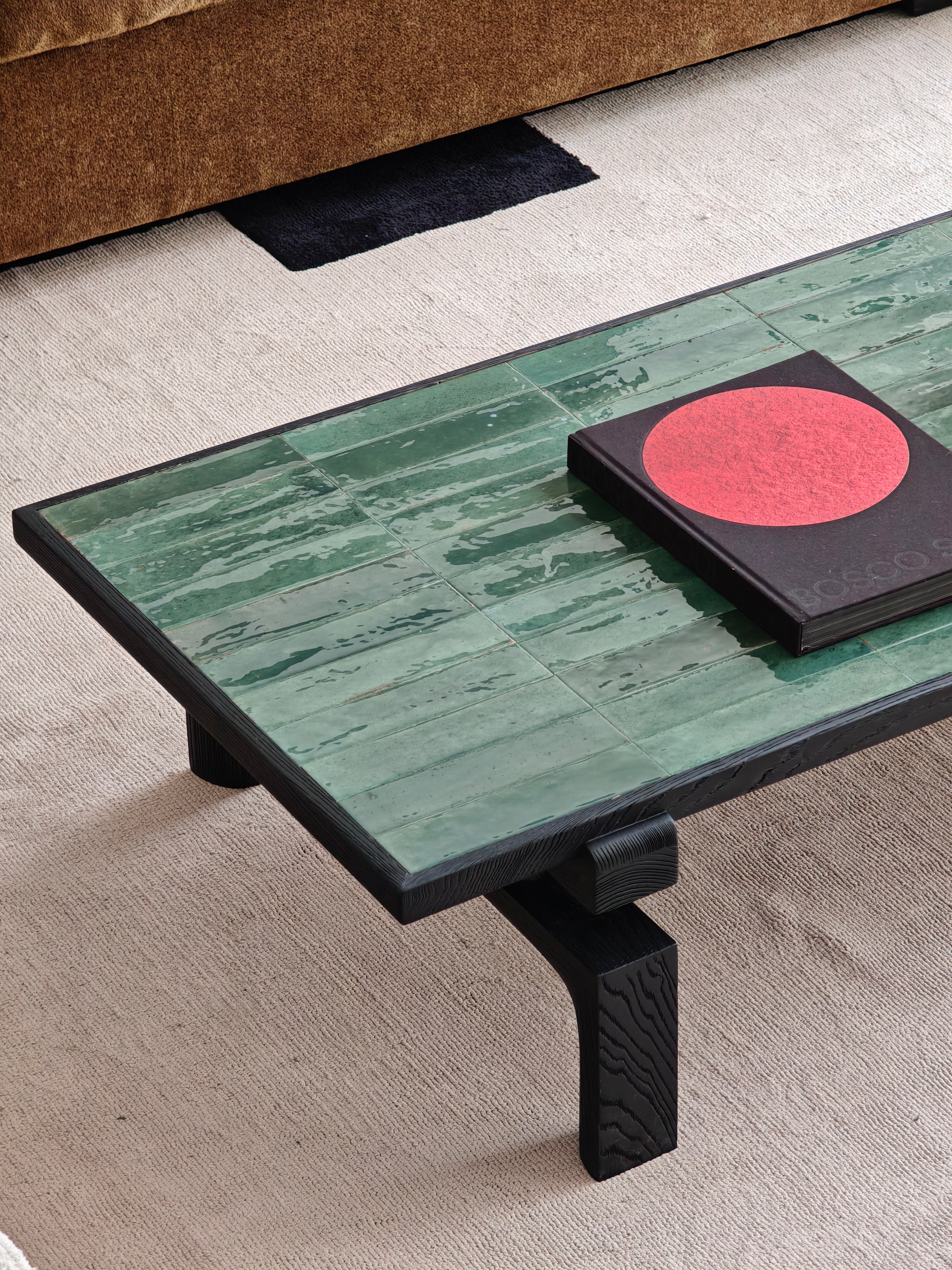 ZHU BAI COFFEE TABLE