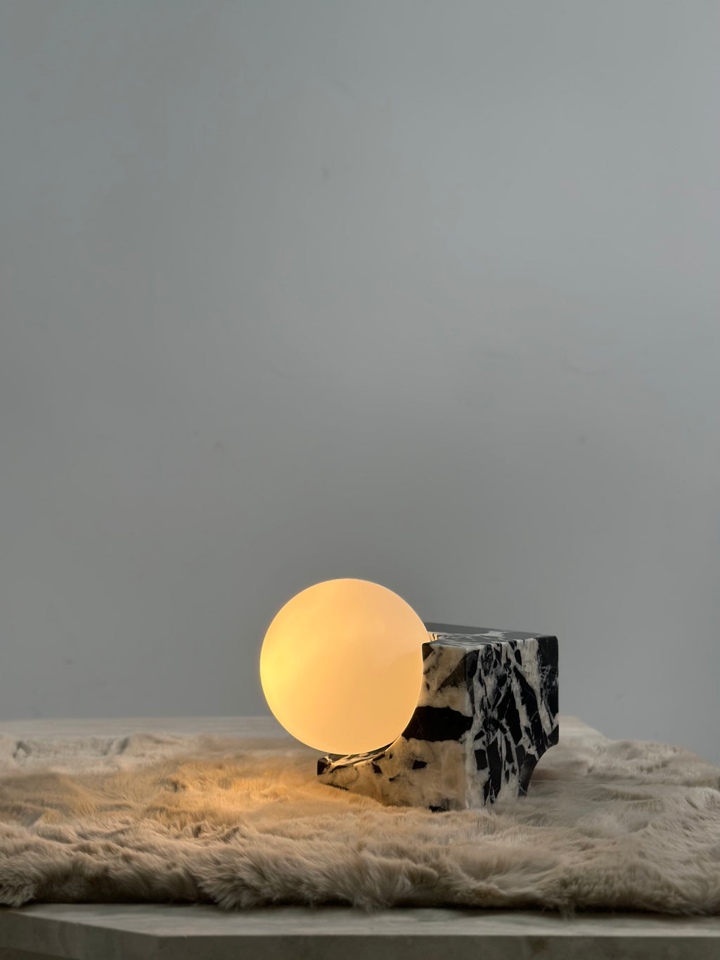 FULLMOON TABLE LAMP 160