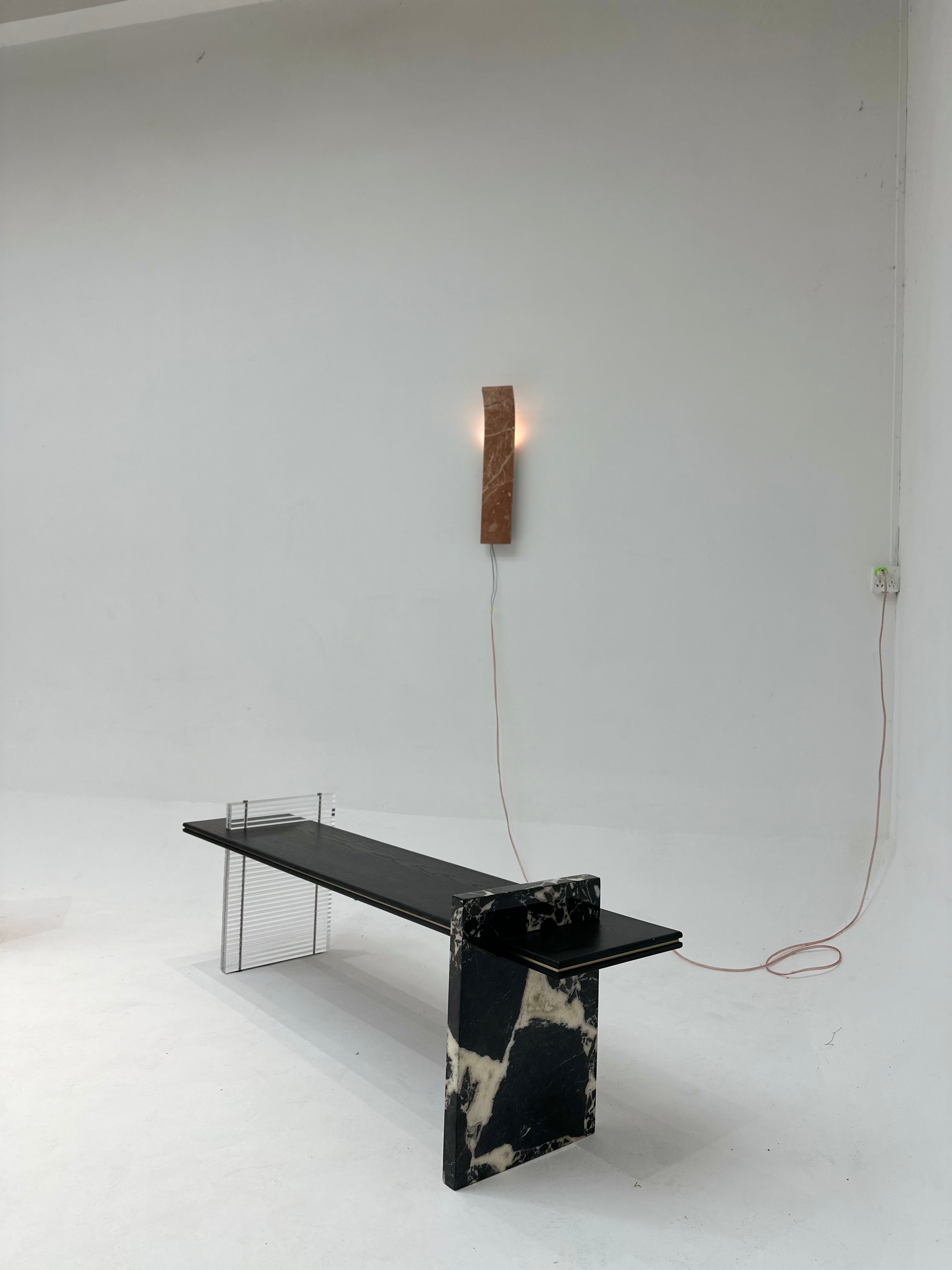 DISLOCATION BENCH 001