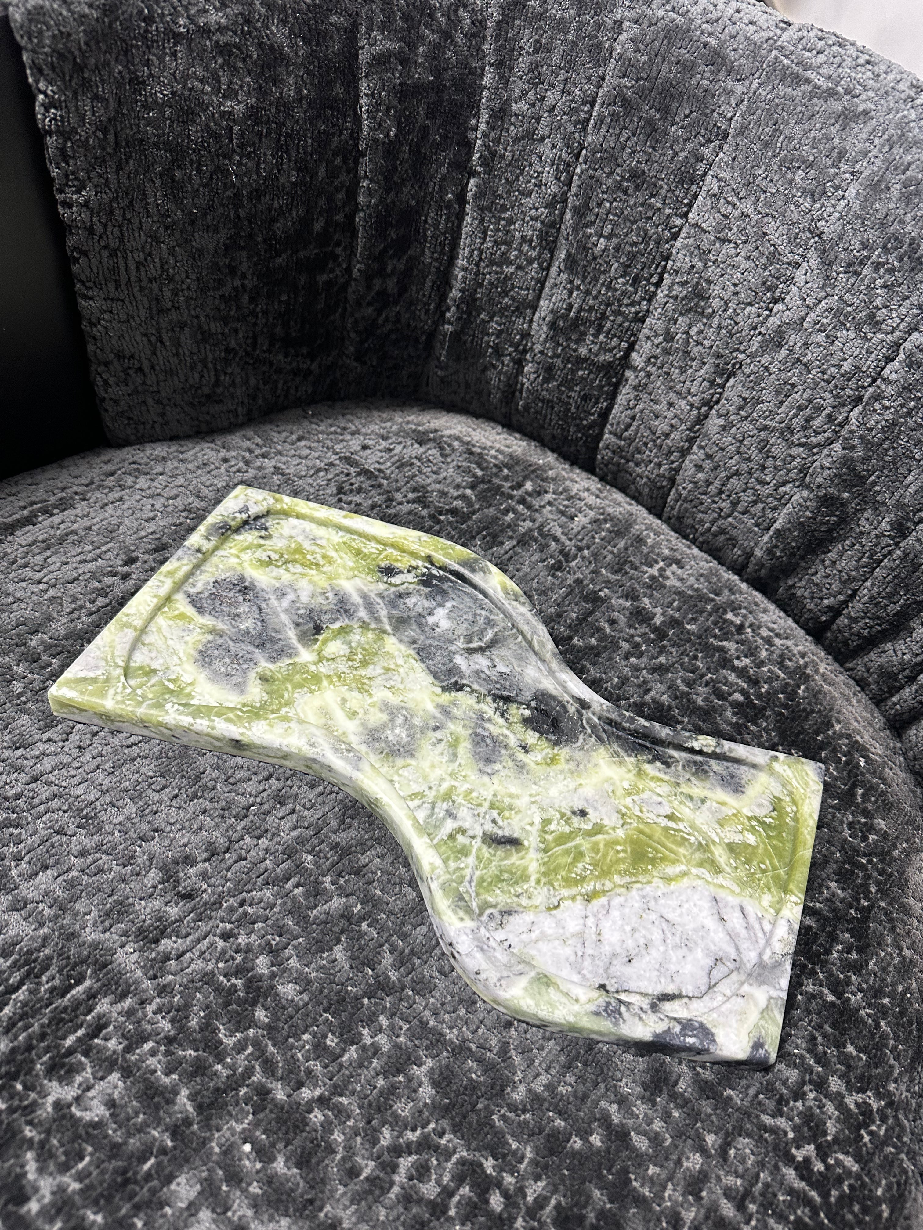 WAVE MULTIFUNCTIONAL TRAY