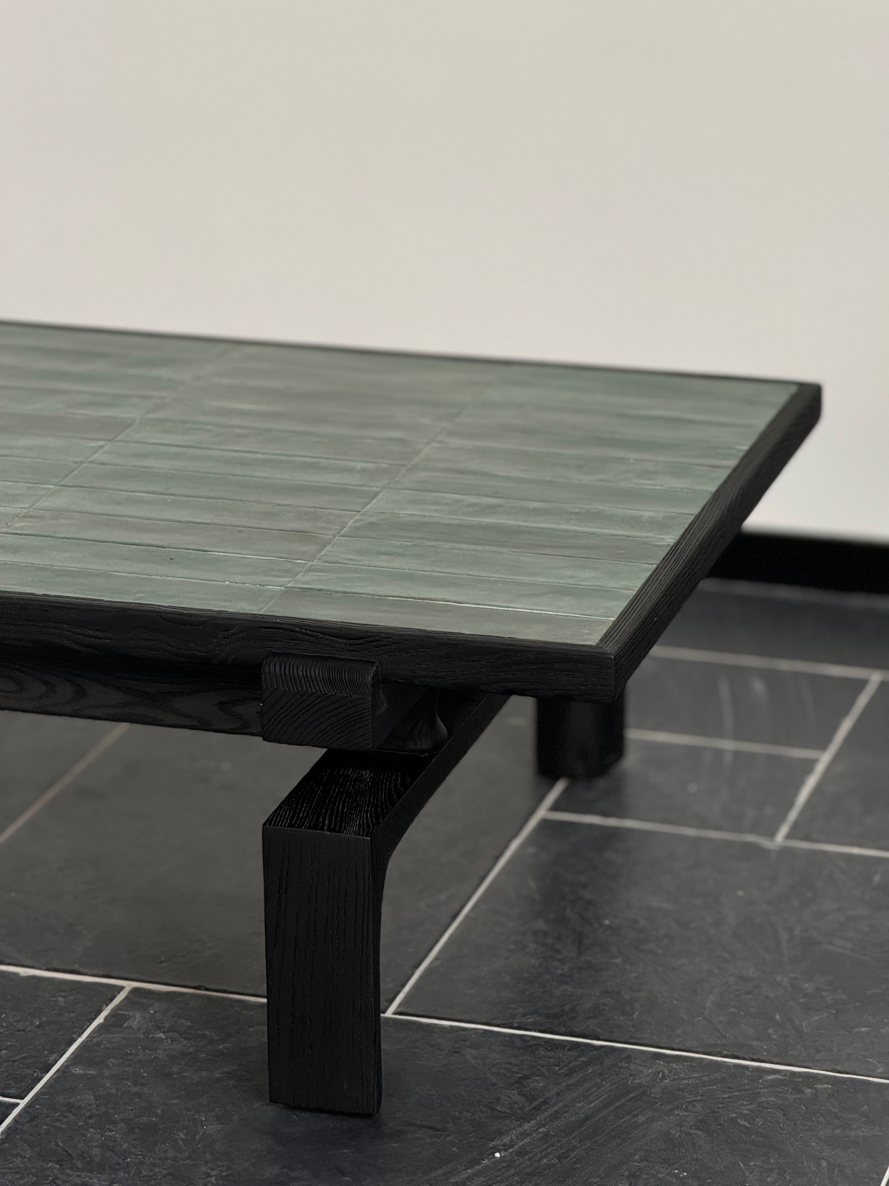 ZHU BAI COFFEE TABLE