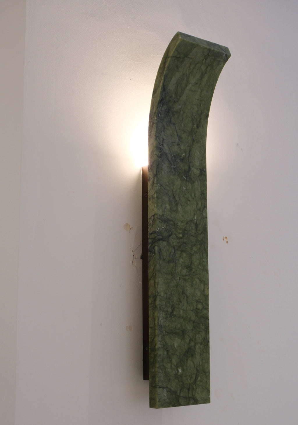 PLINE ARC WALL LAMP 540